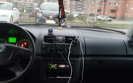 Skoda Fabia II, 2011 год, 580 000 рублей, 8 фотография