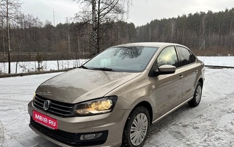 Volkswagen Polo VI (EU Market), 2017 год, 1 350 000 рублей, 1 фотография