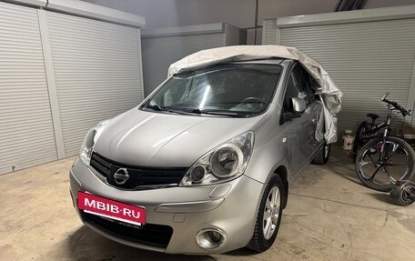 Nissan Note II рестайлинг, 2013 год, 800 000 рублей, 3 фотография