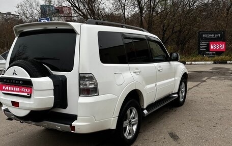 Mitsubishi Pajero IV, 2013 год, 2 815 000 рублей, 6 фотография