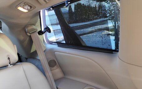 Toyota Sienna III, 2013 год, 2 550 000 рублей, 20 фотография