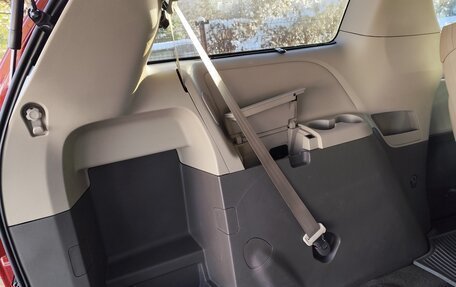 Toyota Sienna III, 2013 год, 2 550 000 рублей, 23 фотография