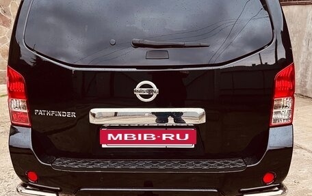 Nissan Pathfinder, 2013 год, 1 950 000 рублей, 2 фотография