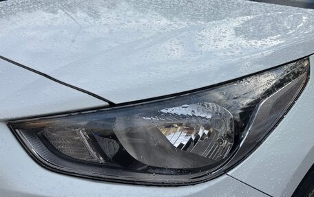 Hyundai Solaris II рестайлинг, 2019 год, 1 450 000 рублей, 23 фотография