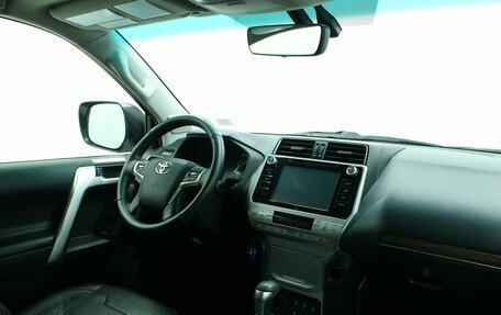 Toyota Land Cruiser Prado 150 рестайлинг 2, 2019 год, 4 390 000 рублей, 4 фотография