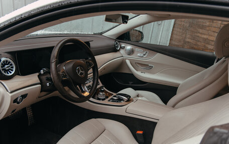 Mercedes-Benz E-Класс, 2017 год, 3 600 000 рублей, 7 фотография
