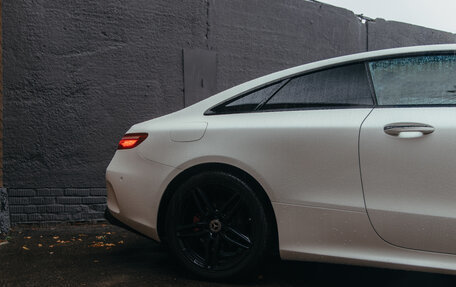 Mercedes-Benz E-Класс, 2017 год, 3 600 000 рублей, 14 фотография