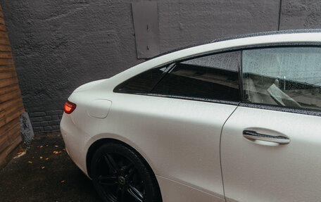 Mercedes-Benz E-Класс, 2017 год, 3 600 000 рублей, 33 фотография