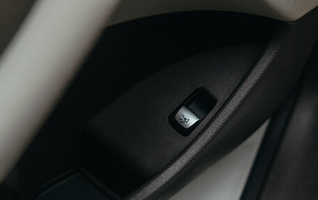 Mercedes-Benz E-Класс, 2017 год, 3 600 000 рублей, 38 фотография