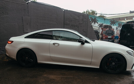 Mercedes-Benz E-Класс, 2017 год, 3 600 000 рублей, 30 фотография