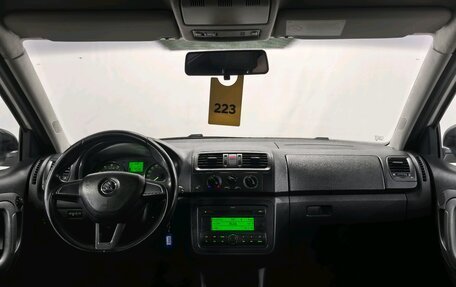 Skoda Fabia II, 2013 год, 650 000 рублей, 10 фотография