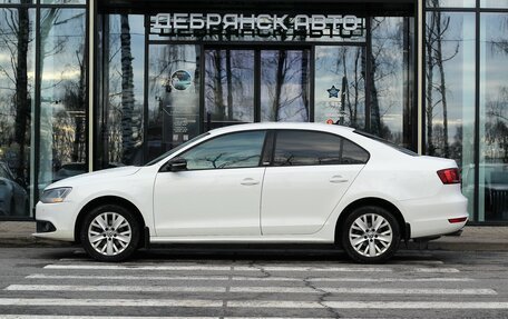Volkswagen Jetta VI, 2014 год, 990 000 рублей, 2 фотография