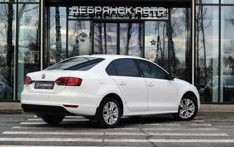Volkswagen Jetta VI, 2014 год, 990 000 рублей, 3 фотография