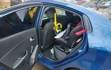 KIA Rio III рестайлинг, 2015 год, 960 000 рублей, 11 фотография