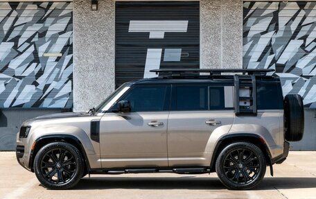 Land Rover Defender II, 2025 год, 22 918 104 рублей, 9 фотография