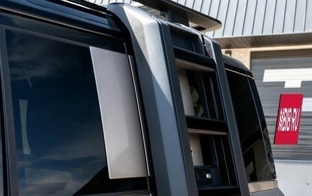 Land Rover Defender II, 2025 год, 22 918 104 рублей, 8 фотография