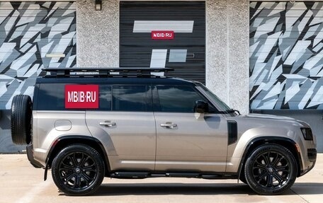 Land Rover Defender II, 2025 год, 22 918 104 рублей, 19 фотография