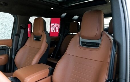 Land Rover Defender II, 2025 год, 22 918 104 рублей, 25 фотография