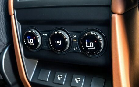 Land Rover Defender II, 2025 год, 22 918 104 рублей, 36 фотография