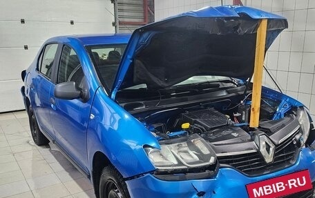 Renault Logan II, 2014 год, 380 000 рублей, 2 фотография