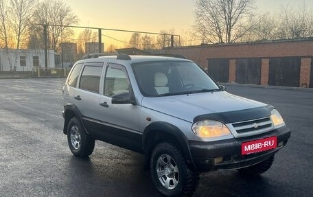 Chevrolet Niva I рестайлинг, 2003 год, 249 000 рублей, 5 фотография