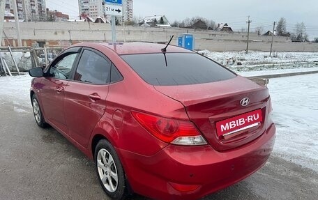 Hyundai Solaris II рестайлинг, 2013 год, 720 000 рублей, 4 фотография