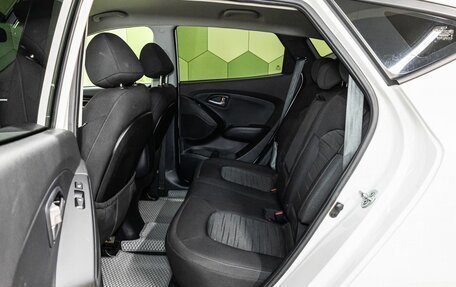 Hyundai ix35 I рестайлинг, 2013 год, 1 400 000 рублей, 14 фотография