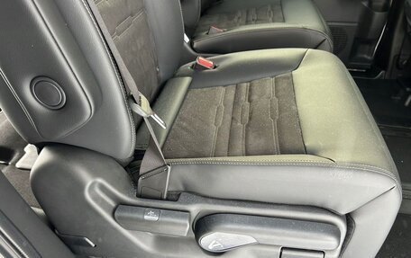 Honda Stepwgn, 2025 год, 2 790 000 рублей, 17 фотография