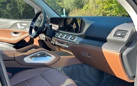 Mercedes-Benz GLS, 2024 год, 15 000 000 рублей, 11 фотография