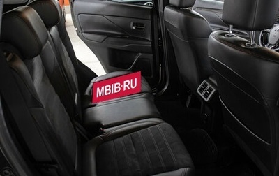 Mitsubishi Outlander III рестайлинг 3, 2021 год, 2 898 000 рублей, 1 фотография