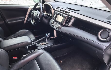 Toyota RAV4, 2013 год, 1 290 000 рублей, 11 фотография