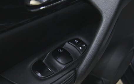 Nissan X-Trail, 2018 год, 2 100 000 рублей, 17 фотография