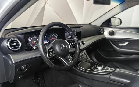 Mercedes-Benz E-Класс, 2019 год, 1 430 000 рублей, 11 фотография