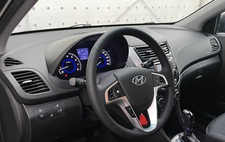 Hyundai Solaris II рестайлинг, 2015 год, 1 250 000 рублей, 15 фотография
