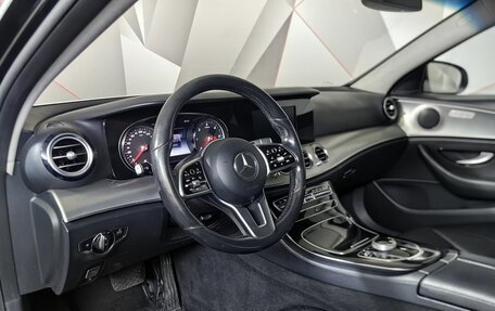 Mercedes-Benz E-Класс, 2019 год, 1 350 000 рублей, 10 фотография