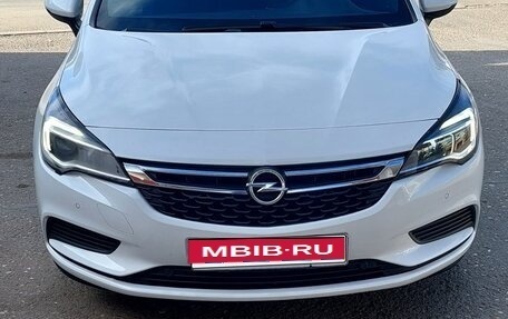 Opel Astra K, 2019 год, 1 750 000 рублей, 1 фотография