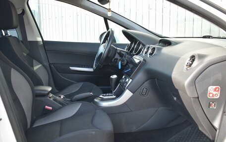 Peugeot 308 II, 2011 год, 449 999 рублей, 17 фотография