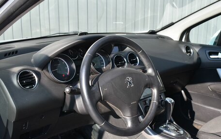 Peugeot 308 II, 2011 год, 449 999 рублей, 13 фотография
