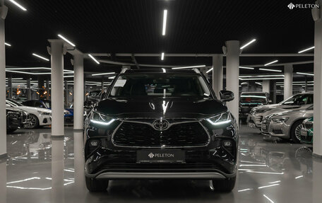 Toyota Highlander, 2025 год, 6 200 000 рублей, 3 фотография