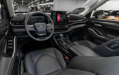 Toyota Highlander, 2025 год, 6 200 000 рублей, 7 фотография