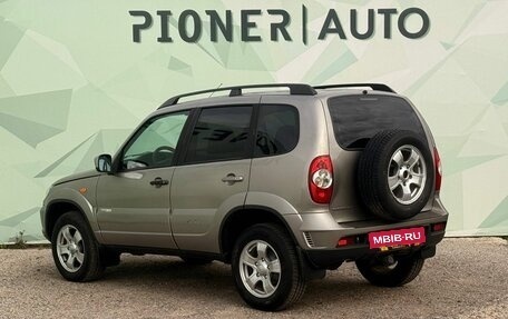 Chevrolet Niva I рестайлинг, 2012 год, 450 000 рублей, 6 фотография