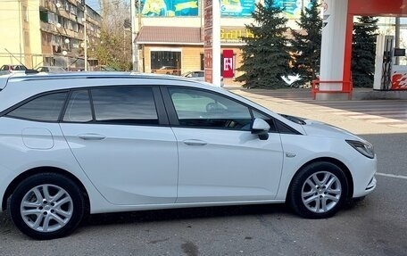 Opel Astra K, 2019 год, 1 750 000 рублей, 3 фотография