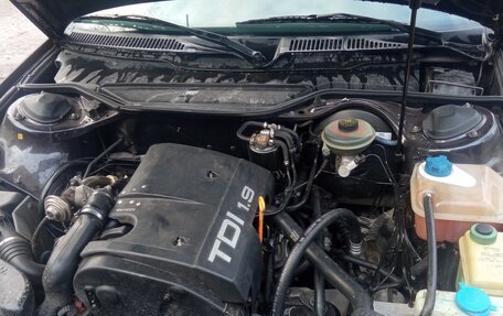 Audi A6, 1996 год, 1 000 000 рублей, 4 фотография