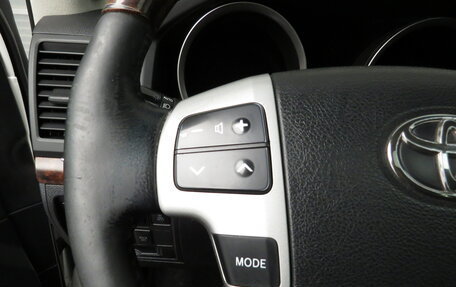 Toyota Land Cruiser 200, 2011 год, 2 495 000 рублей, 12 фотография