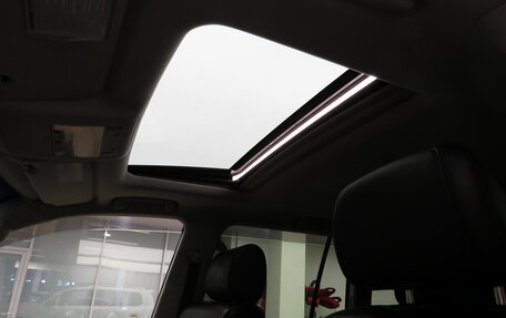 Toyota Land Cruiser 200, 2011 год, 2 495 000 рублей, 18 фотография