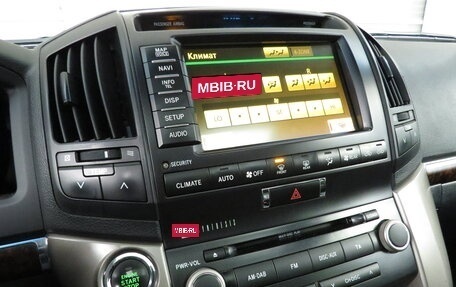 Toyota Land Cruiser 200, 2011 год, 2 495 000 рублей, 15 фотография