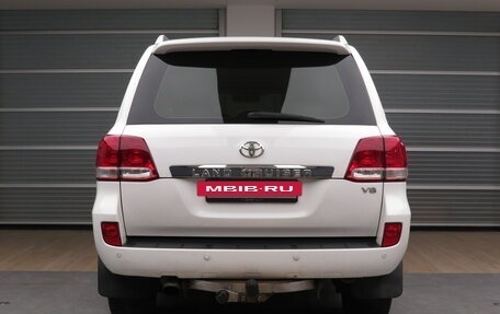 Toyota Land Cruiser 200, 2011 год, 2 495 000 рублей, 24 фотография