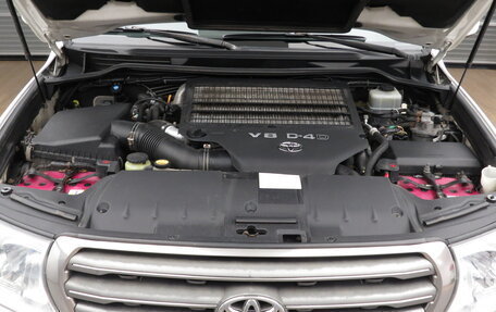 Toyota Land Cruiser 200, 2011 год, 2 495 000 рублей, 29 фотография