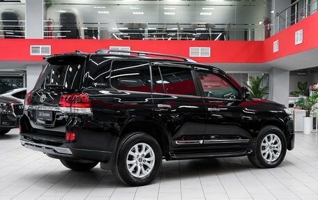 Toyota Land Cruiser 200, 2015 год, 4 349 000 рублей, 2 фотография