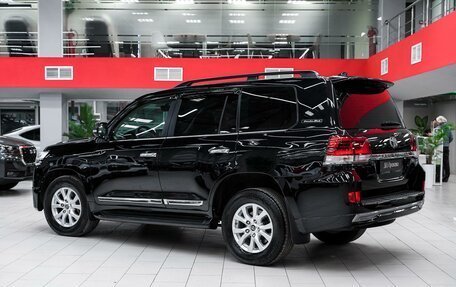 Toyota Land Cruiser 200, 2015 год, 4 349 000 рублей, 4 фотография